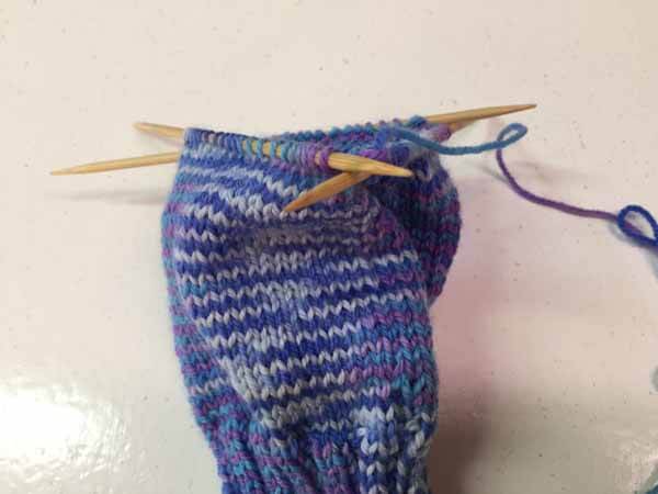 Knitting Preventing Laddering