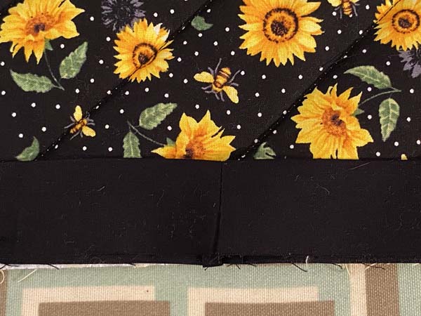 Large Casserole Hot Pad 18 Binding Closeup