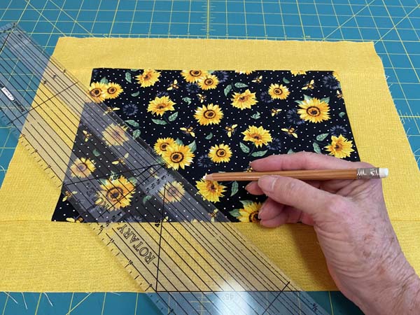 Large Casserole Hot Pad 4 Mark Lines