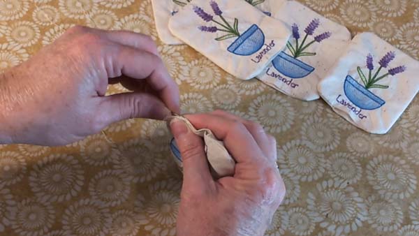 Lavender Sachet Machine Embroidery 151329_2.16.2