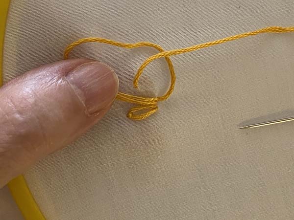 Lazy Daisy Embroidery 12 Pull loop