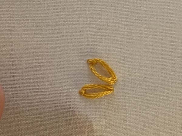 Lazy Daisy Embroidery 15 two stitches finished