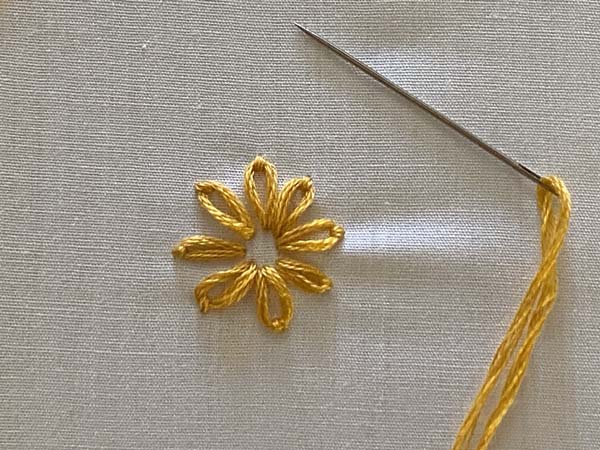 Lazy Daisy Embroidery 17 daisy finished
