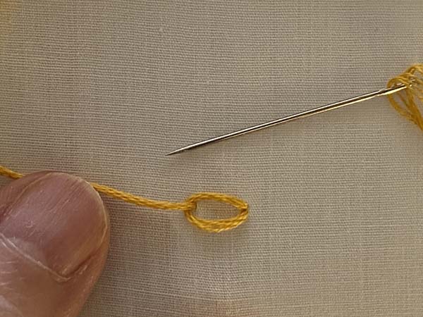 Lazy Daisy Embroidery 5 Pull loop