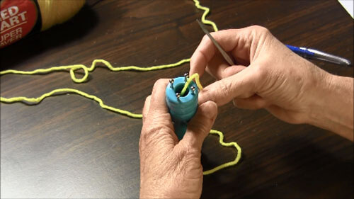 Learn to Spool Knit - Insert Yarn