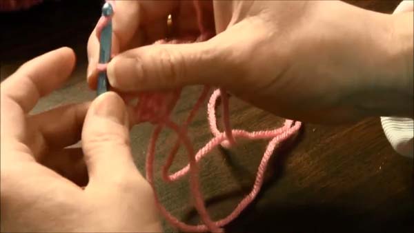 Left Handed Crochet Shell Stitches 12 corner shell chain