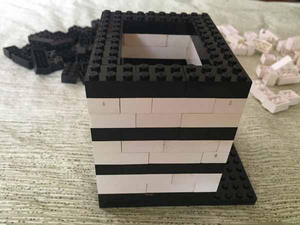 Lego Pen & Pencil Holder with Memo Pad Holder - 10th Layer