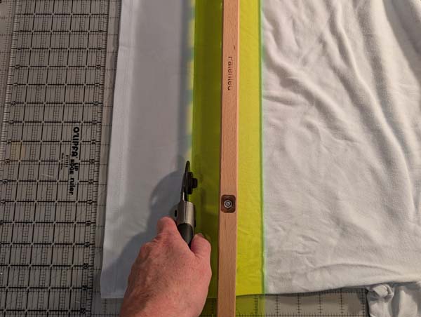 Lengthened Tshirt Method 1 4 Cut