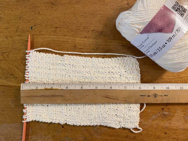 Linen Stitch Mug Rug 8 Measure