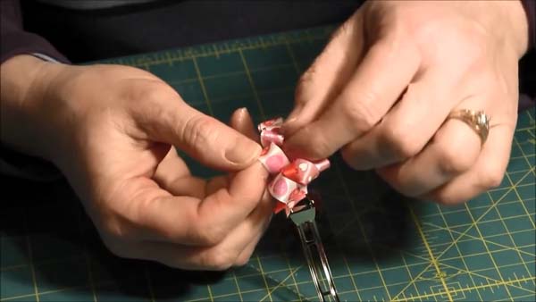 Loopy Ribbon Bow Barrette_1.1.9