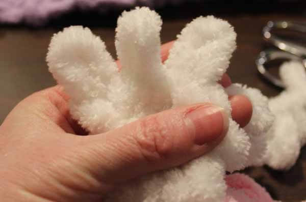Loop Yarn Doll Scarf Tutorial - Binding Off