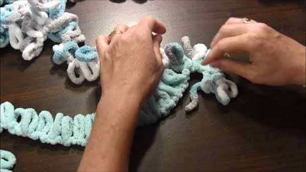 Loop Yarn Loopy Bath Rug Tutorial - Two Loops Through