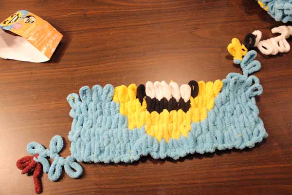 Loop Yarn Magic Yarn - Partially Stitched