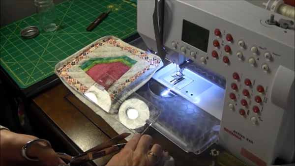 Machine Binding a Pot holder - Cut four inch tail