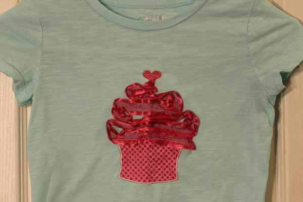 Machine Embroidered T-Shirt - 3D Cupcake