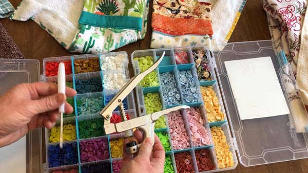 Machine Embroider Towel Topper Kam Snap Tools