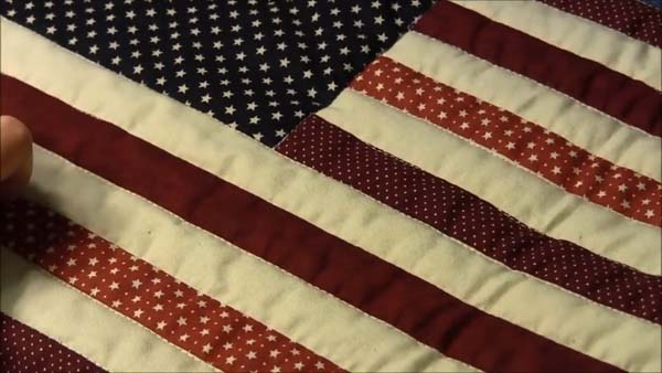 Machine Quilt Stitch in the Ditch