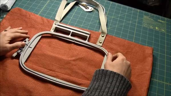 How to Monogram a tote bag_1.1.1