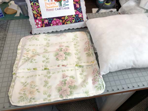 Mothers Day Pillow with Cording Back Sewn