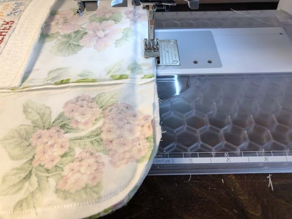 Mothers Day Pillow with Cording Finishing with Zig Zag