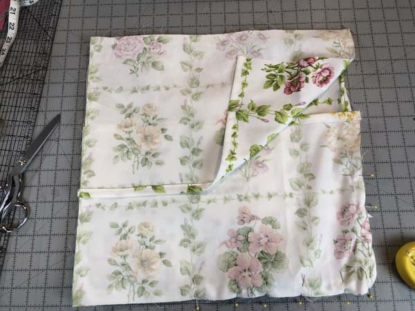 Mothers Day Pillow with Cording Layer Backing