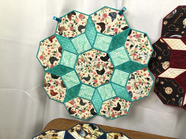 Octagon Splendor Placemats Chickens