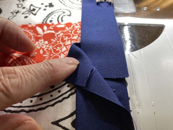 Patriotic Bandana Placemat Ending Binding