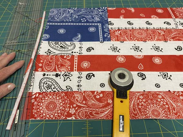 Patriotic Bandana Placemat Trim around