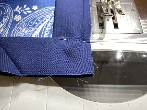 Patriotic Bandana Placemat fold binding 2