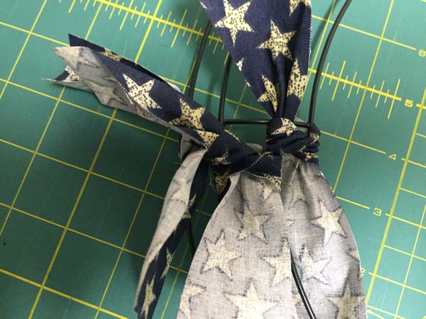 Patriotic Farmhouse Wreath Tutorial Tie Middle