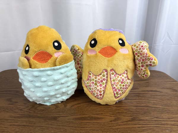 Peekaboo Chick Peeking