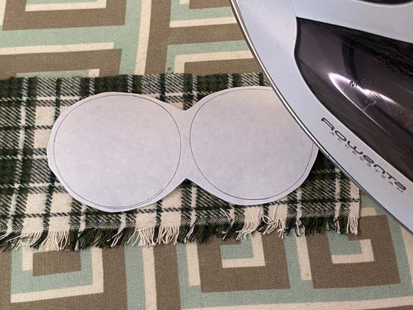 Penny Rug Circles Iron template to fabric