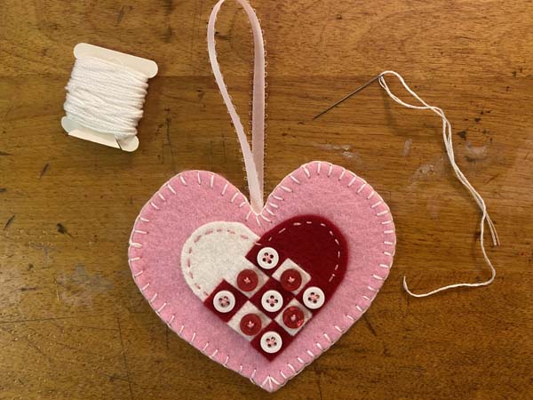 Penny Rug Heart Blanket Stitch and Floss