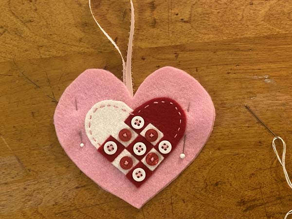 Penny Rug Heart Pinned Layers