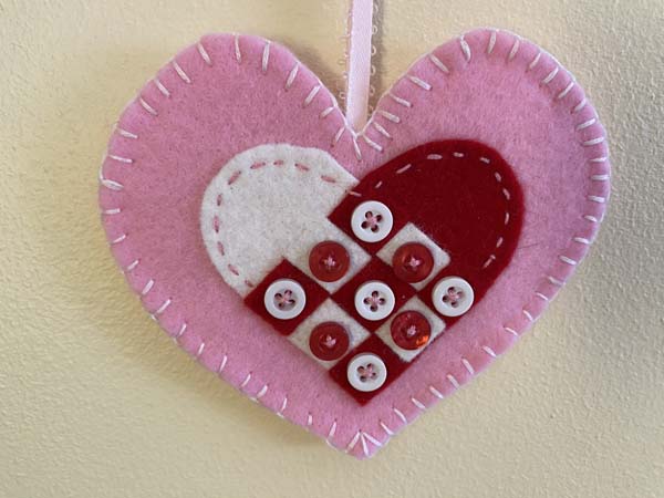 Penny Rug Heart with Buttons