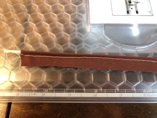 Piping with Zipper Foot 6 Finished Piping