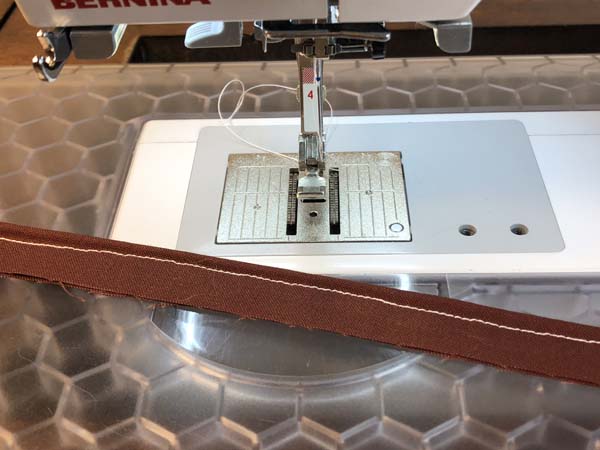 Piping with Pintuck foot 7 Piping with foot