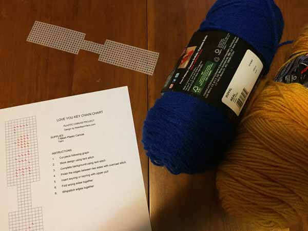 Plastic Canvas Love You Keychain Tutorial