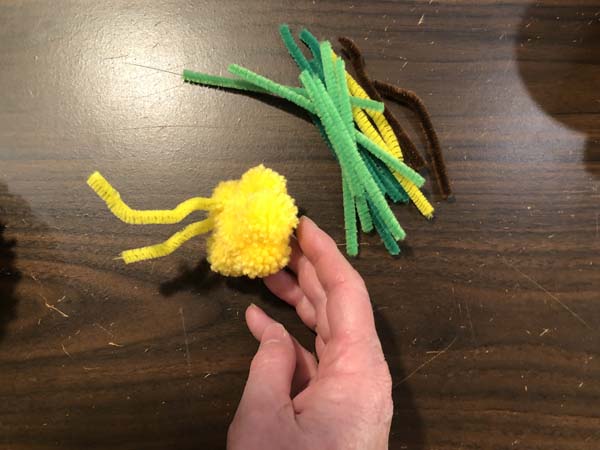 Pom pom Tree Wreath Star with Pipe Cleaner