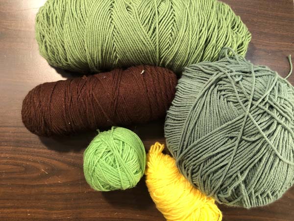 Pom pom Tree Wreath Yarn