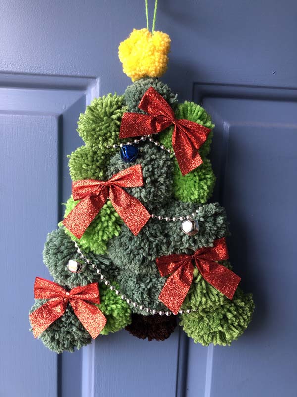 Pom pom Tree Wreath with Bows and Beads