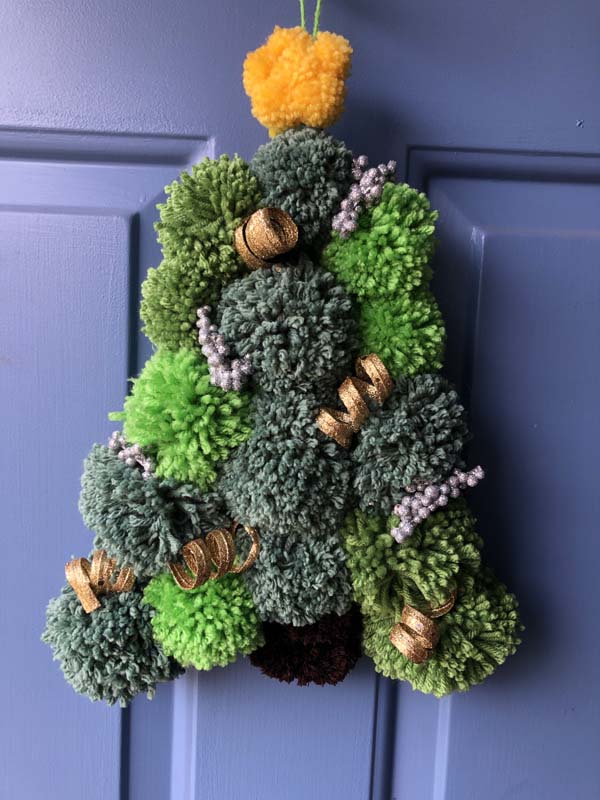 Pom pom Tree Wreath with Stems and Twirls
