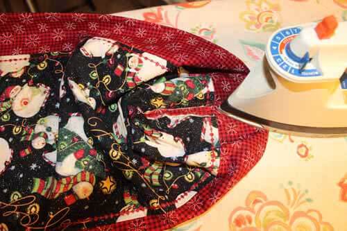 Quick Table Runner - Iron Seams Open