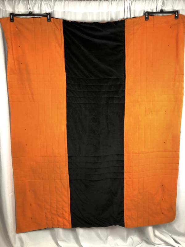 Quillow Showing Quilt Lines Back