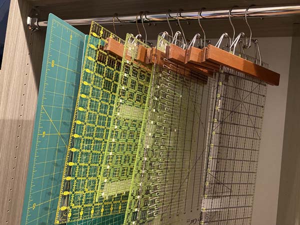 Quilters Mat and ruler Storage