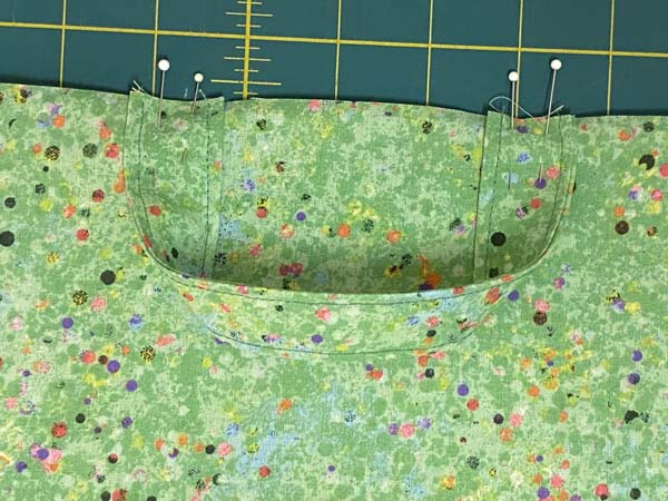 Reading Pillow Tutorial Pin Handle