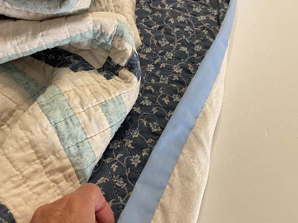 Rebind a Quilt Finished Back