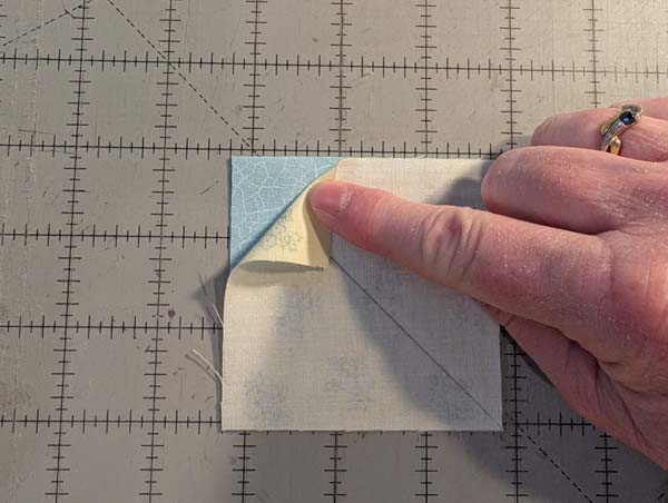 Sawtooth Star 5 Traditional layer squares