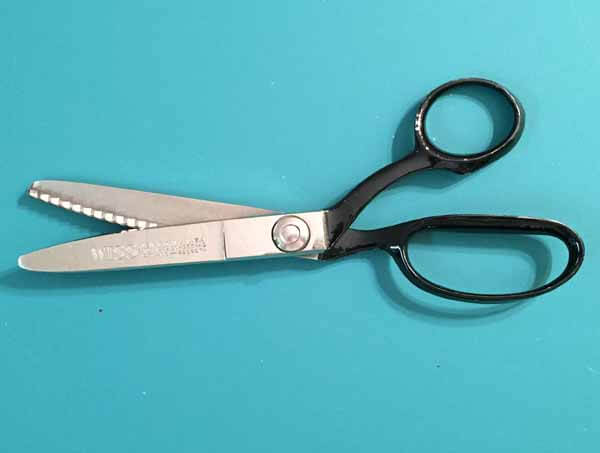 Scissor Selection Guide - Fabric Pinking Shears