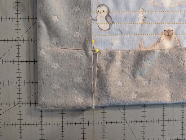 Self Bind Plush 5 Place Pins at intersection